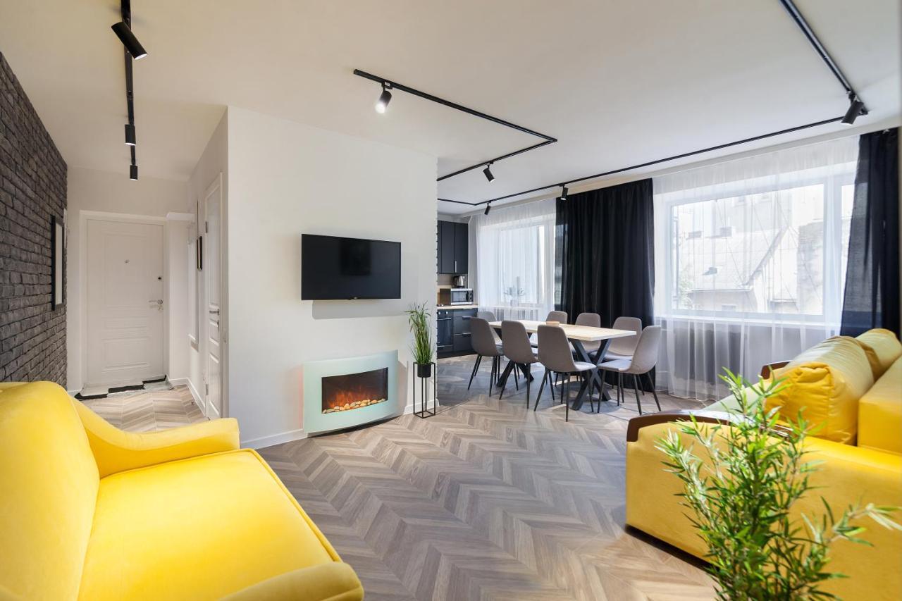 Leogrand Apartments On Svobody Avenue 6-8 Leopoli Esterno foto